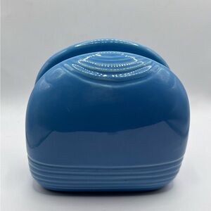 Napkin holder or mail holder from Sakura Japan. Blue China.